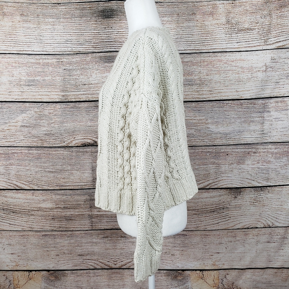 🏷Charlotte Russe | Cream Knit Chunky Sweater S - Picture 2 of 4